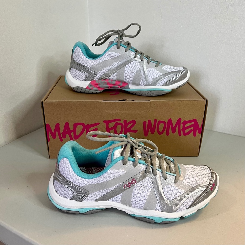 (SOLD) Ryka Influence Cross Trainer | Women's 6